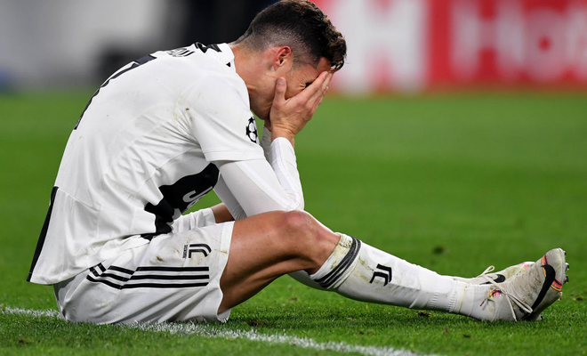 Cristiano Ronaldo cảm thấy không vui tại Juventus